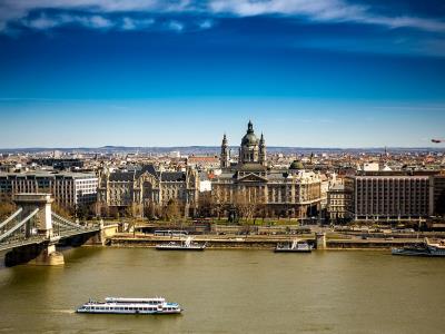 Budapest  (Photo credit: www.pixabay.com)